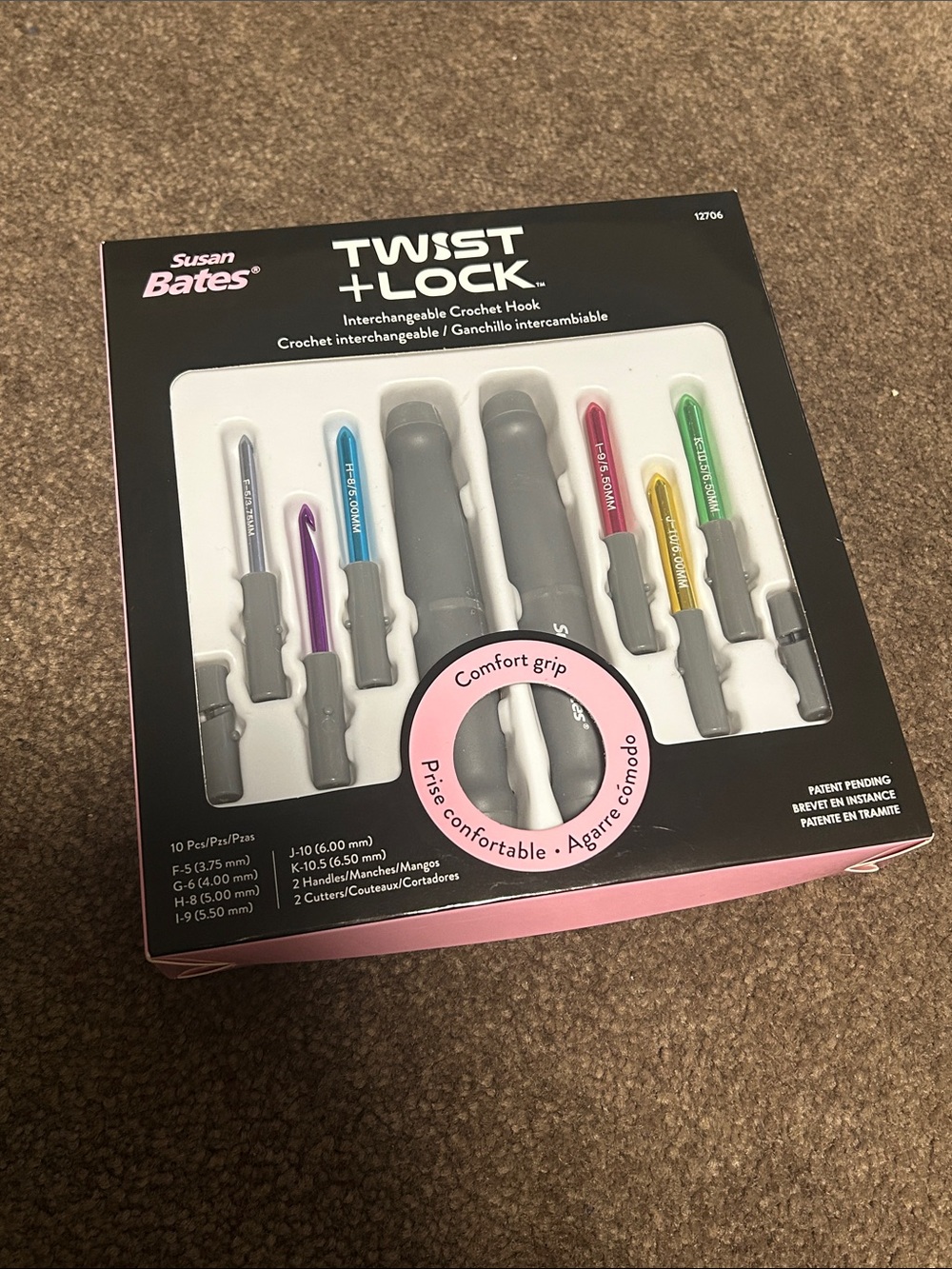 Susan Bates Twist + Lock Interchangeable Crochet Hook Set - Multicolor
